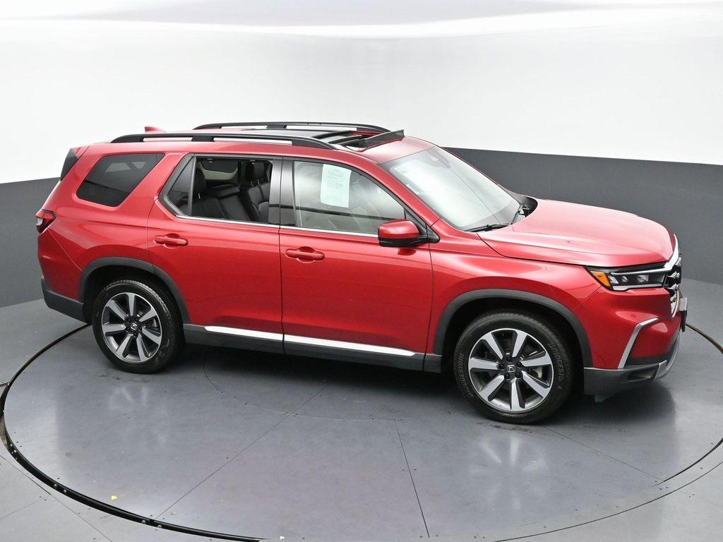 used 2024 Honda Pilot car, priced at $40,499