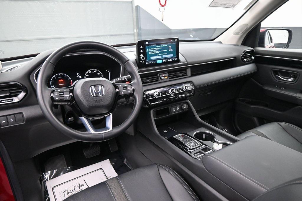 used 2024 Honda Pilot car, priced at $40,499