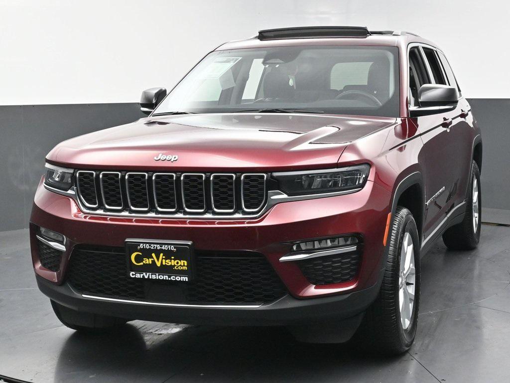 used 2023 Jeep Grand Cherokee car, priced at $27,999