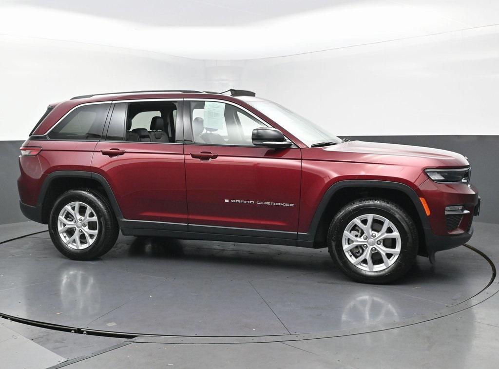 used 2023 Jeep Grand Cherokee car, priced at $27,999