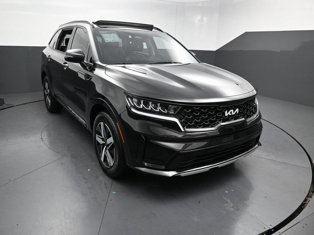 used 2023 Kia Sorento car, priced at $25,299