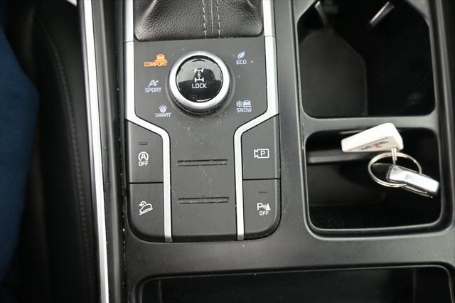 used 2022 Kia Sorento car, priced at $22,999