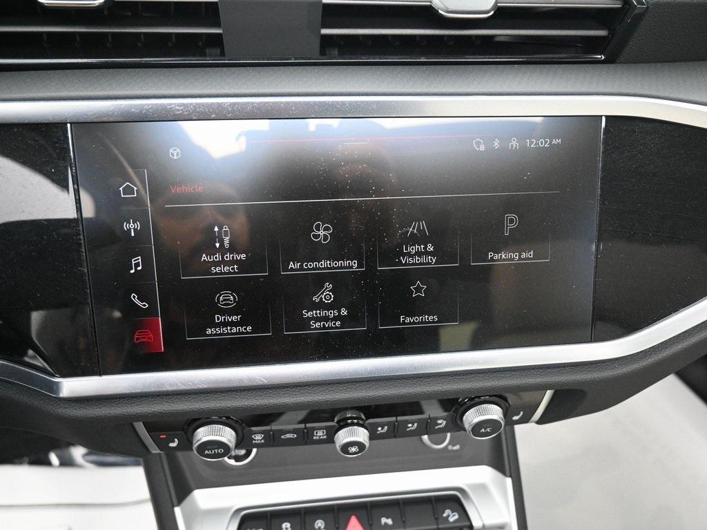 used 2024 Audi Q3 car, priced at $30,999