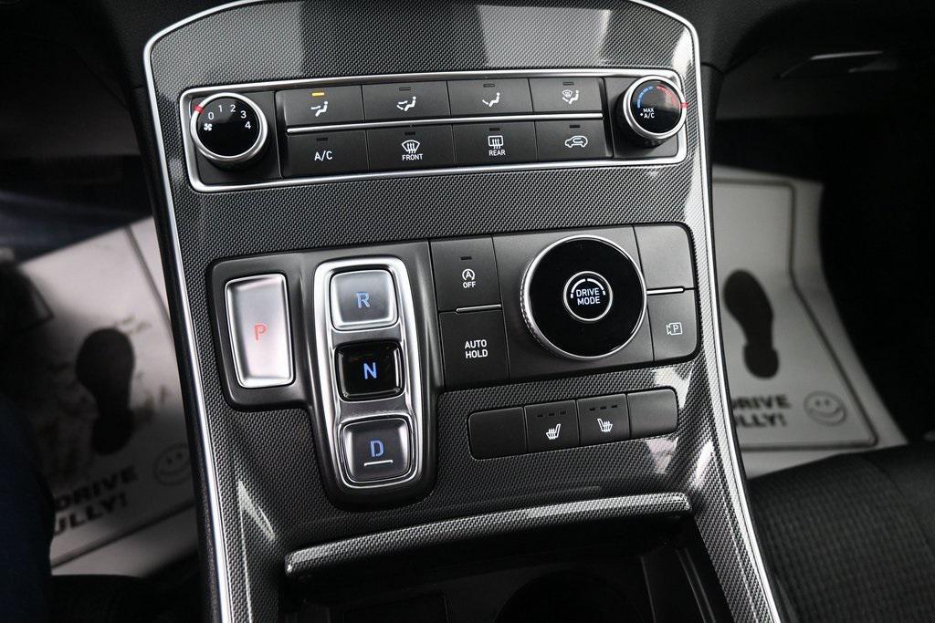 used 2022 Hyundai Santa Fe car, priced at $17,999