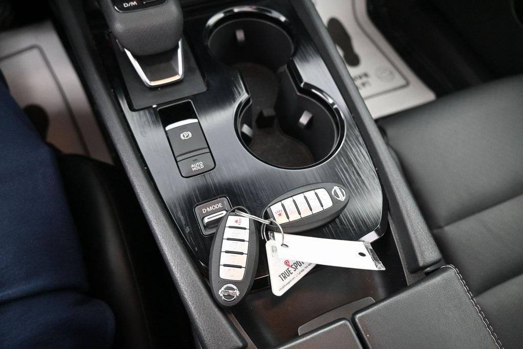 used 2021 Nissan Rogue car, priced at $18,499