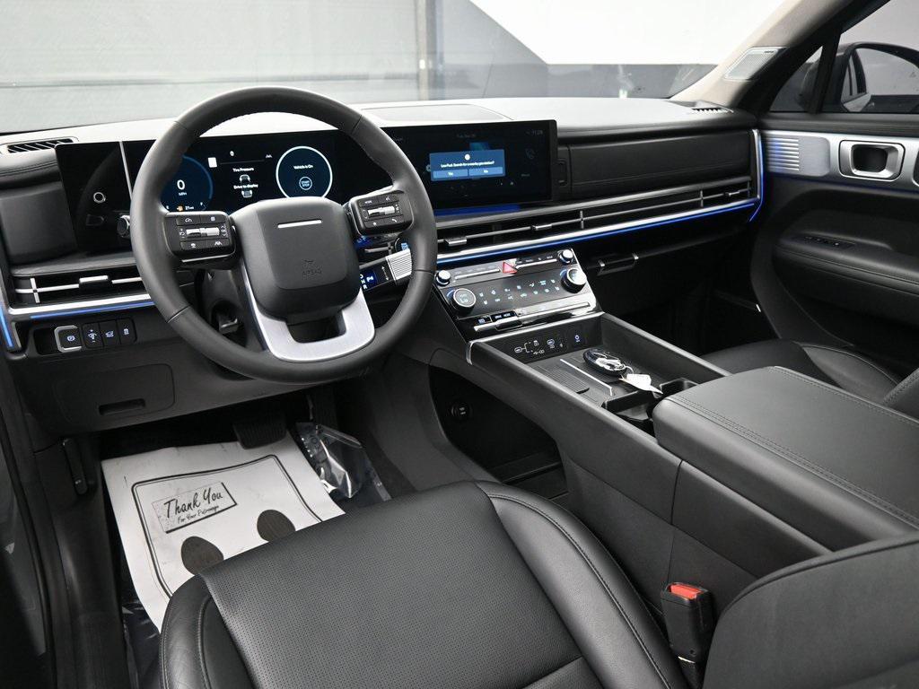 used 2024 Hyundai Santa Fe car, priced at $30,998