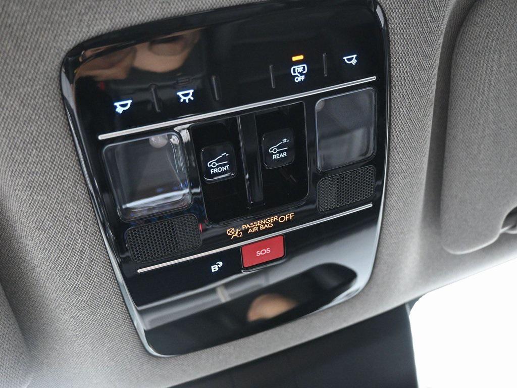 used 2024 Hyundai Santa Fe car, priced at $30,998