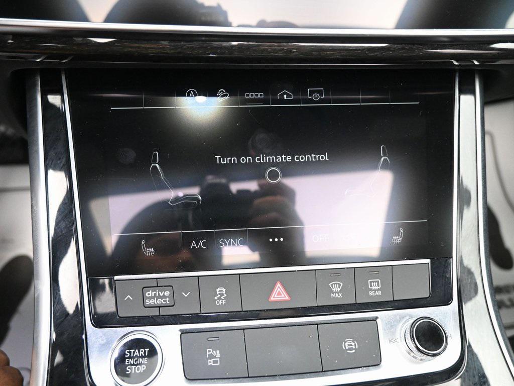 used 2025 Audi Q7 car, priced at $47,999