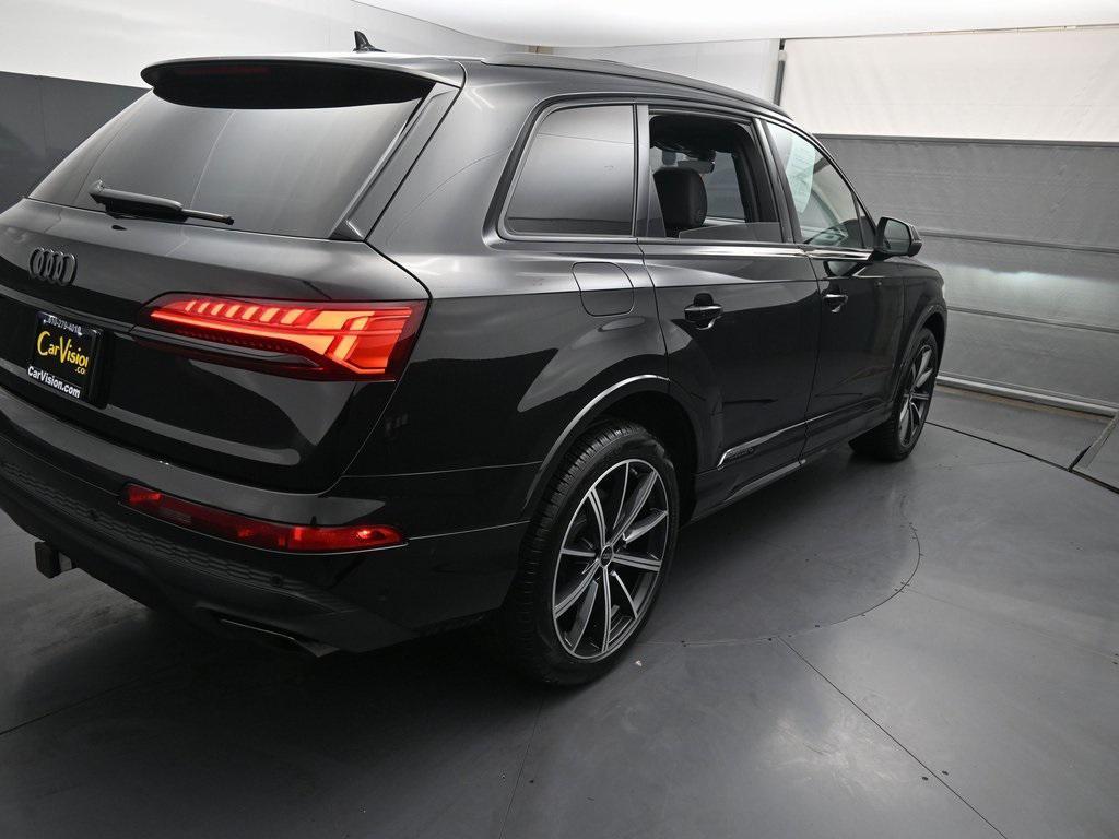 used 2025 Audi Q7 car, priced at $47,999