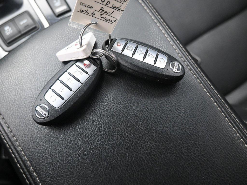 used 2021 Nissan Maxima car, priced at $15,999