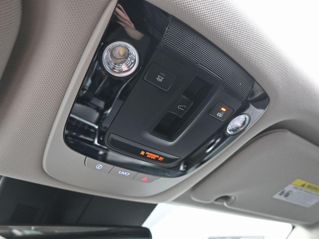 used 2022 Kia Sorento car, priced at $26,498