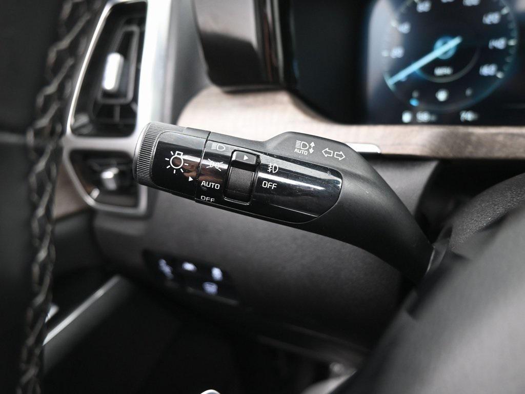 used 2022 Kia Sorento car, priced at $26,498