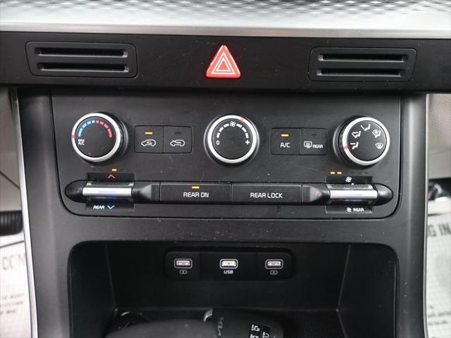 used 2022 Kia Carnival car, priced at $25,999