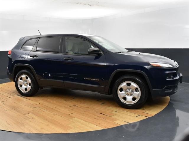 used 2015 Jeep Cherokee car, priced at $13,499