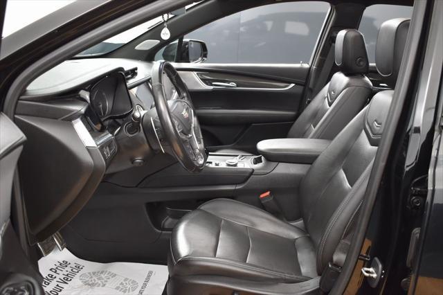 used 2020 Cadillac XT5 car, priced at $29,999