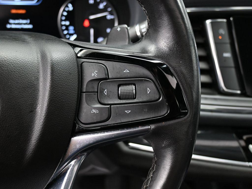 used 2022 Buick Enclave car, priced at $29,399