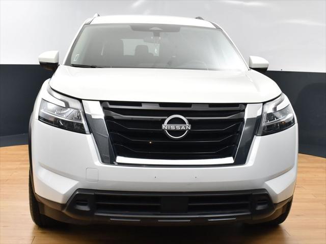 used 2022 Nissan Pathfinder car, priced at $24,499