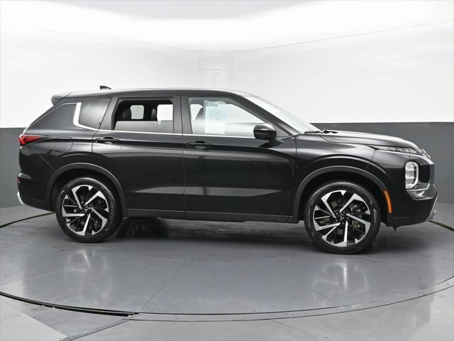 used 2024 Mitsubishi Outlander car, priced at $26,999