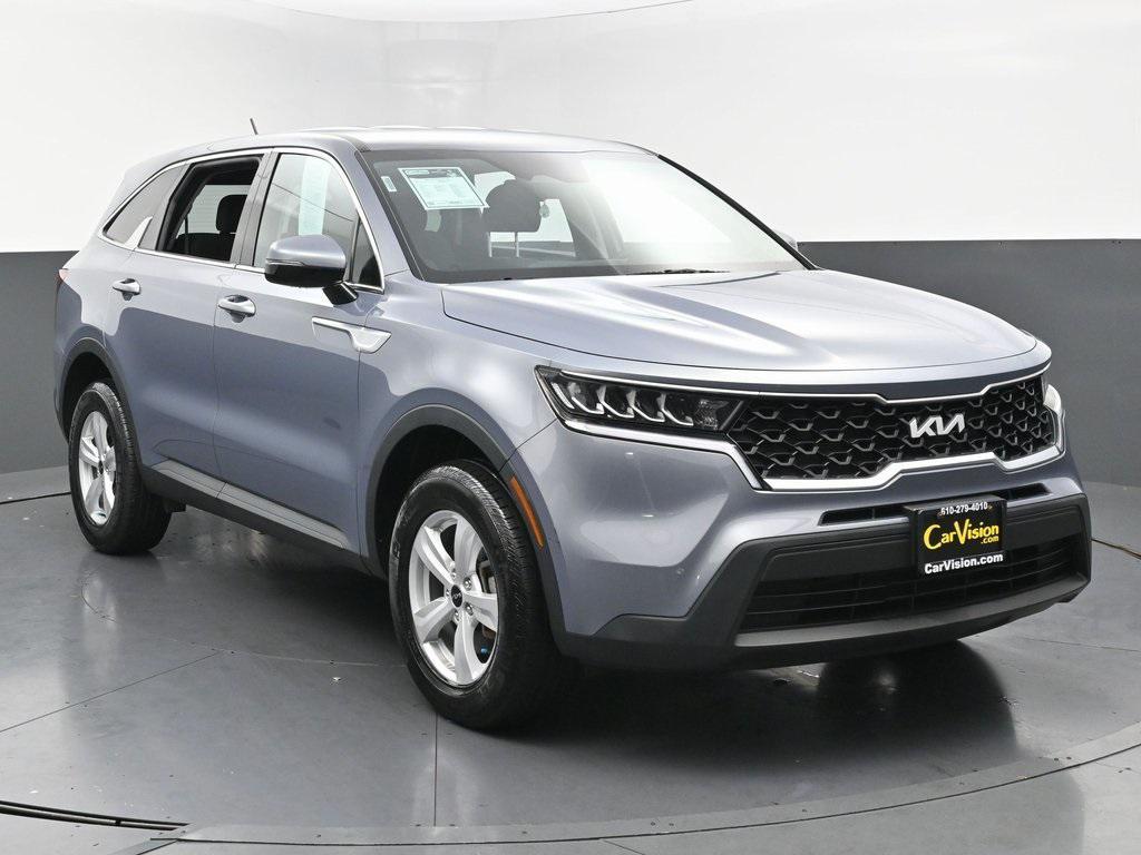 used 2023 Kia Sorento car, priced at $22,499