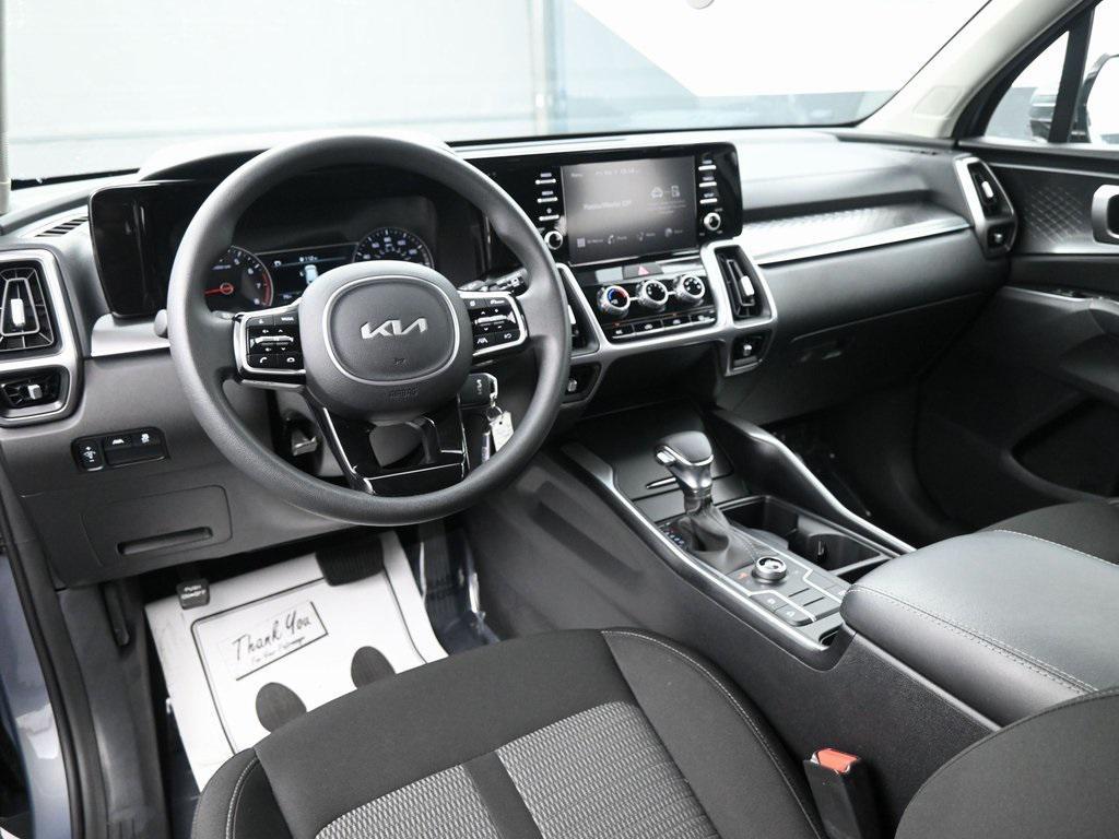 used 2023 Kia Sorento car, priced at $22,499