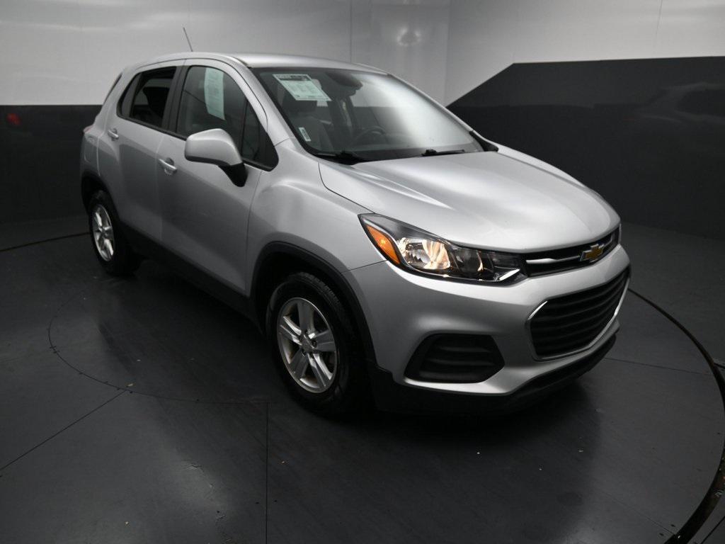 used 2022 Chevrolet Trax car, priced at $14,999