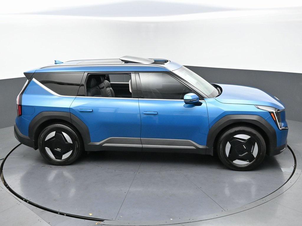 used 2024 Kia EV9 car, priced at $39,999