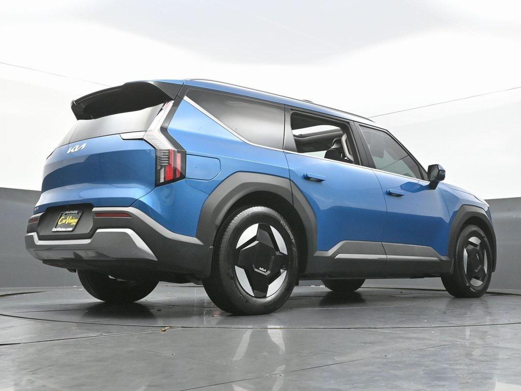 used 2024 Kia EV9 car, priced at $39,999
