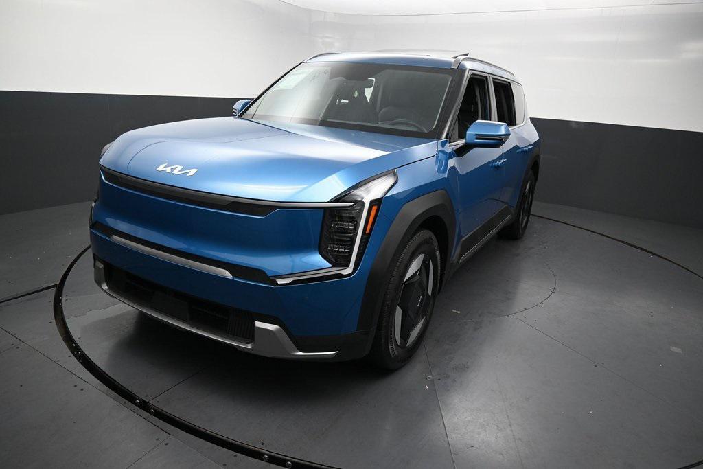 used 2024 Kia EV9 car, priced at $39,999