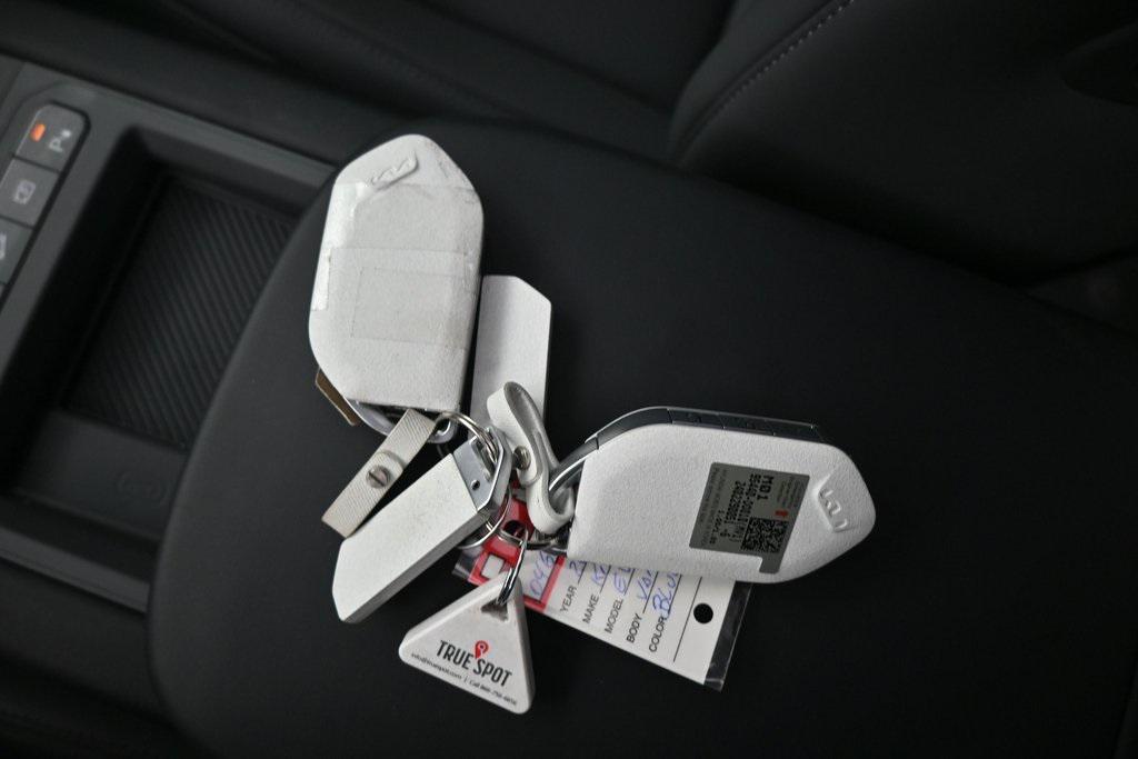 used 2024 Kia EV9 car, priced at $39,999