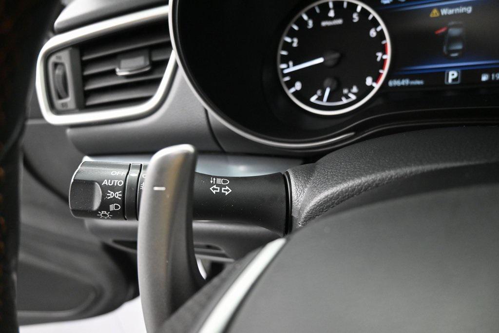 used 2021 Nissan Maxima car, priced at $20,999