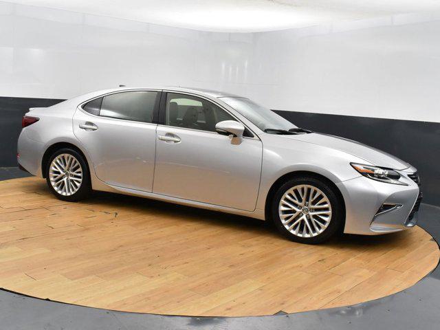 used 2016 Lexus ES 350 car, priced at $17,499