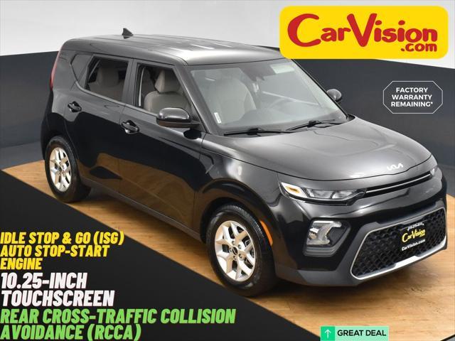 used 2022 Kia Soul car, priced at $15,999