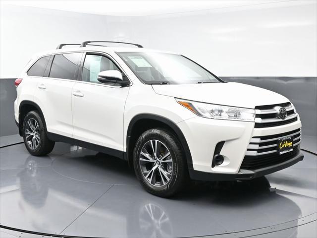 used 2019 Toyota Highlander car, priced at $21,499