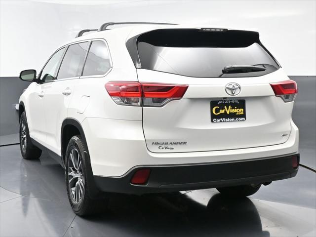 used 2019 Toyota Highlander car, priced at $21,499