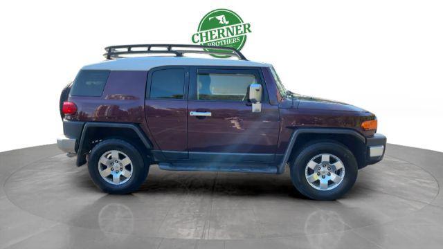 used 2007 Toyota FJ Cruiser car, priced at $9,200