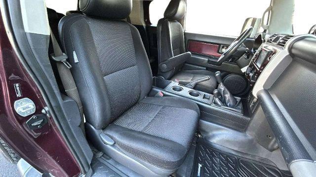 used 2007 Toyota FJ Cruiser car, priced at $9,200