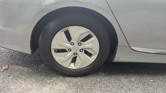 used 2015 Hyundai Sonata Hybrid car, priced at $9,550