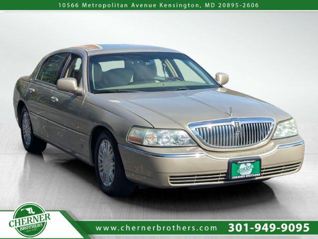 used 2011 Lincoln Town Car car, priced at $7,200