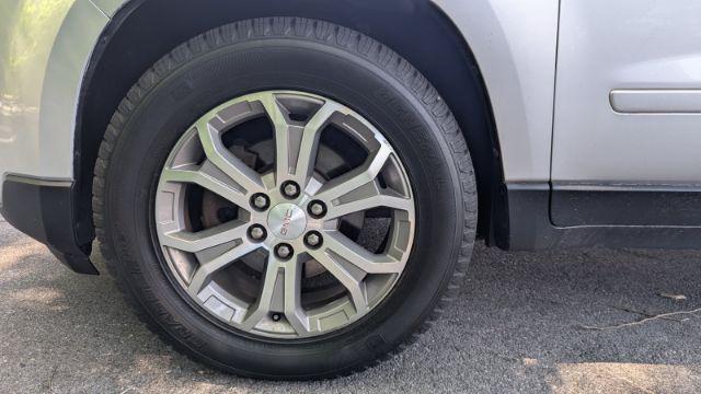 used 2014 GMC Acadia car, priced at $9,800