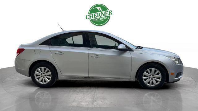 used 2011 Chevrolet Cruze car, priced at $6,400