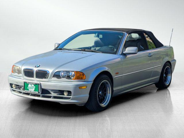used 2002 BMW 325 car, priced at $6,100