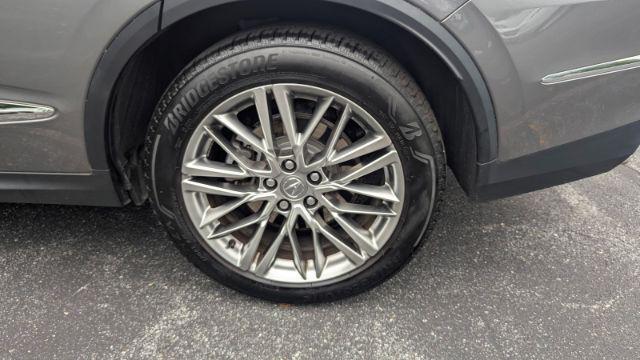 used 2024 Acura MDX car, priced at $50,500