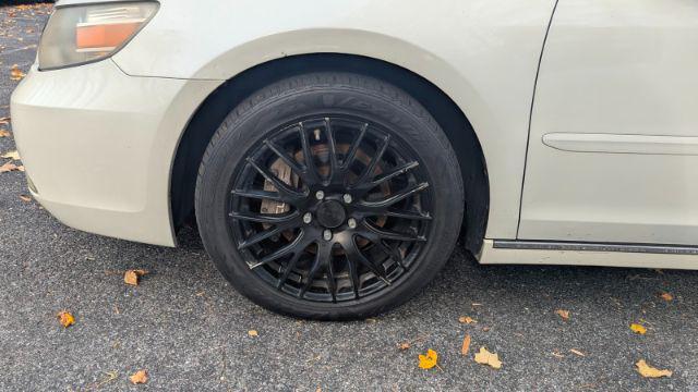 used 2011 Acura RL car, priced at $5,500