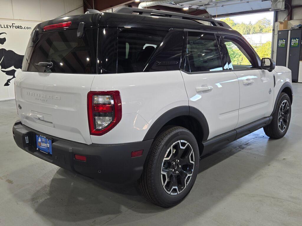 new 2025 Ford Bronco Sport car, priced at $39,779