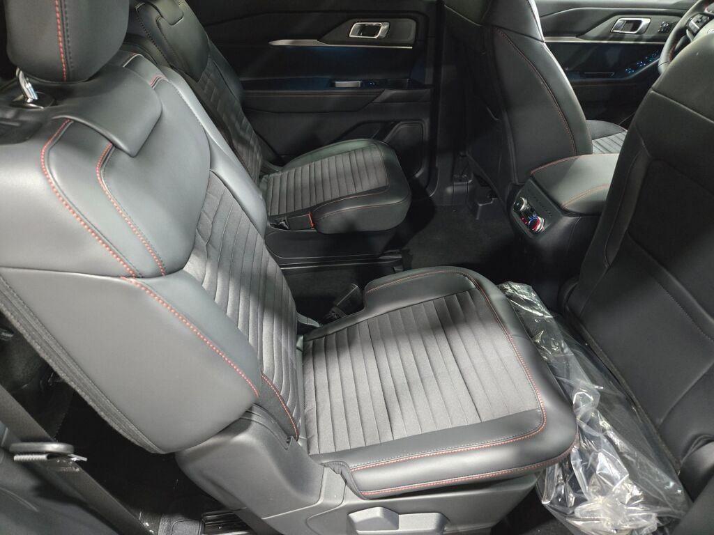 new 2025 Ford Explorer car, priced at $49,590