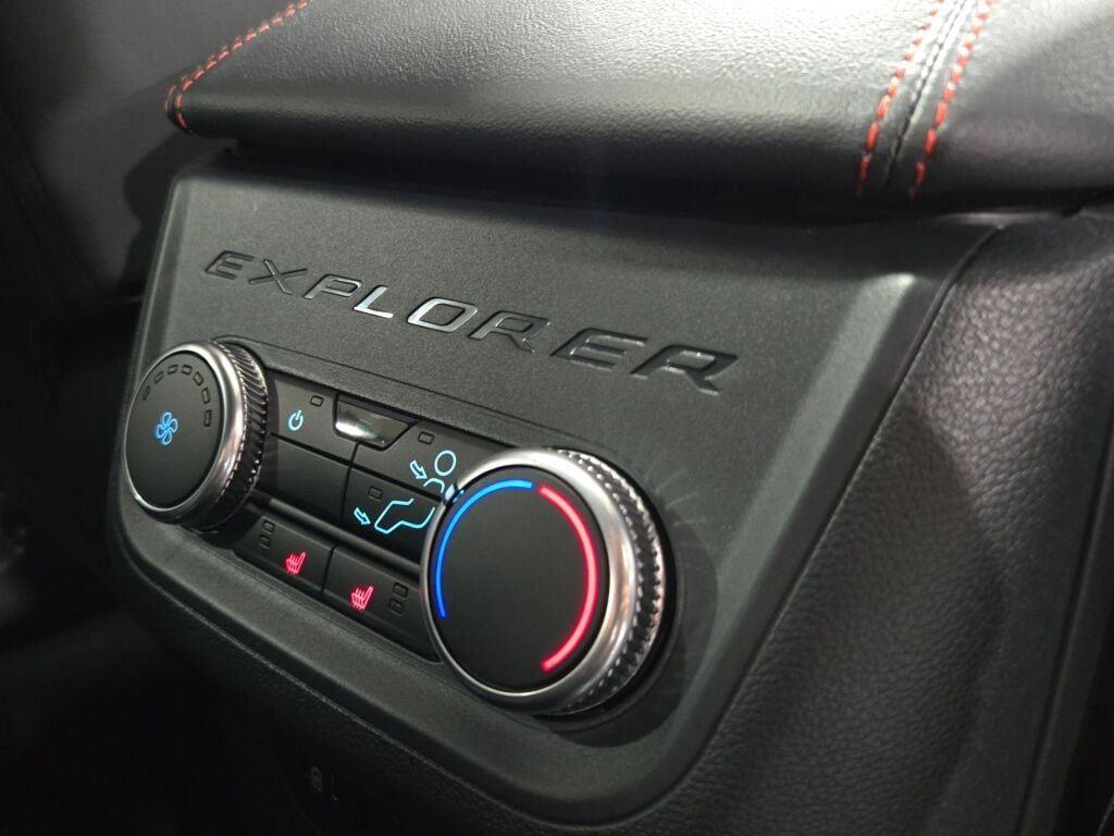 new 2025 Ford Explorer car, priced at $49,590