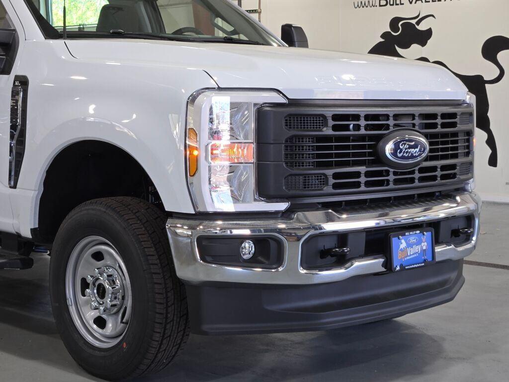 new 2025 Ford F-350 car, priced at $51,030