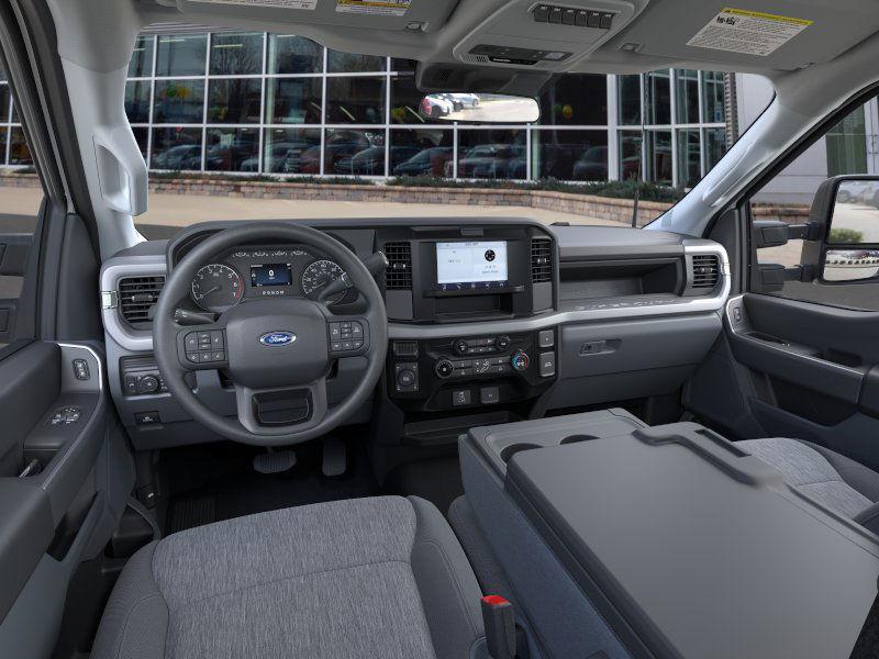new 2025 Ford F-350 car, priced at $47,630