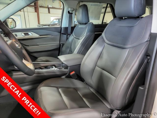 new 2025 Ford Explorer car, priced at $45,695
