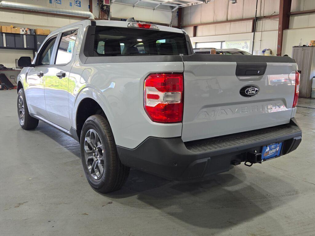 new 2025 Ford Maverick car, priced at $33,371